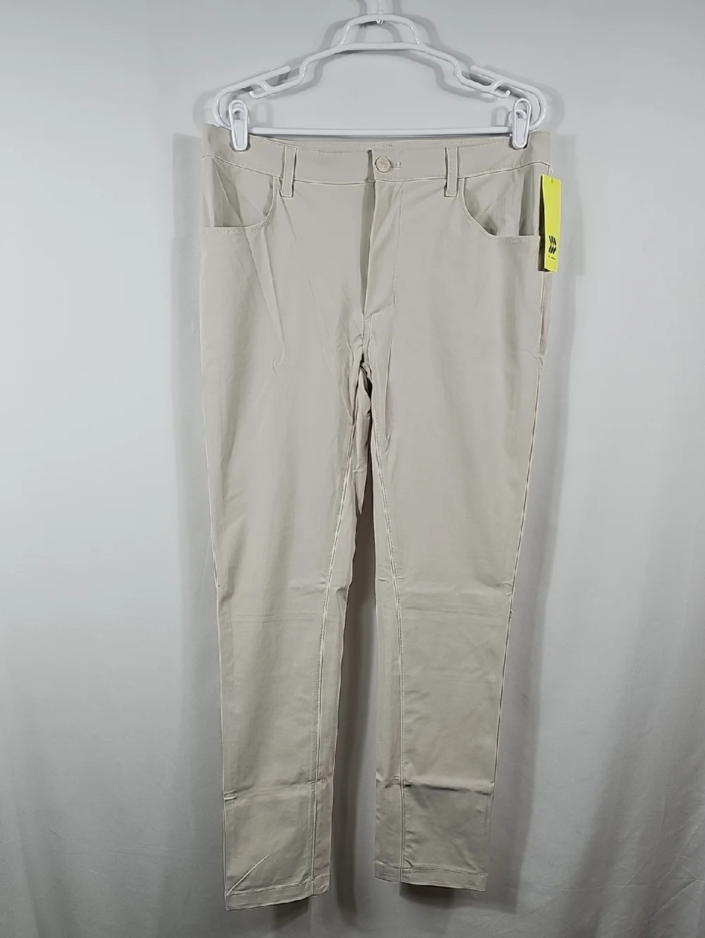 NWT All In Motion Trousers Lifestyle Slim Pants Stone Beige 34 Gorpcore Travel